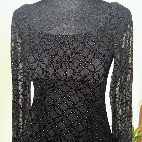 Lily Rose Black Ruffled Sheath Dress - Picture 4 of 7